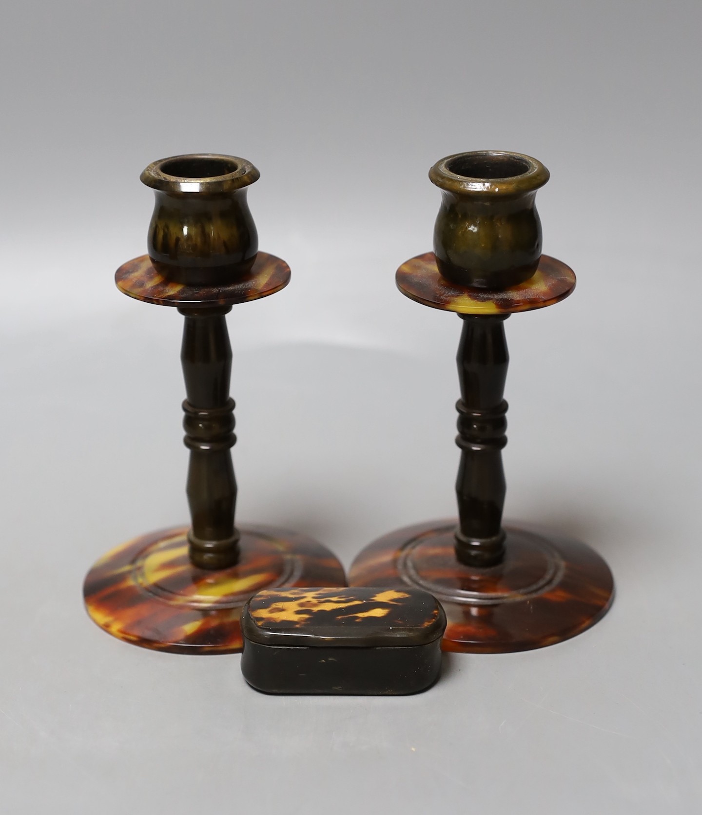A 19th century rosewood metronome, faux ivory scale, together with other miscellaneous items (8)